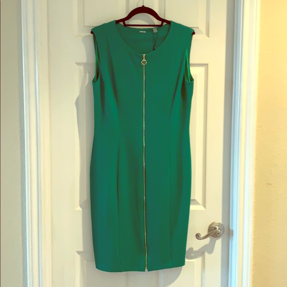 Emerald Green Dress with Full-Length Gold Zipper